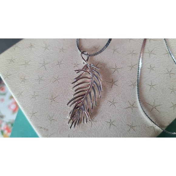 Vintage 925 Leaf Pendant Necklace - Picture 3 of 10